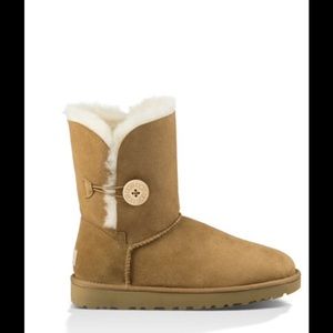 Reserved-New In Box Ugg Bailey Button Boot-