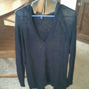 American Eagle  lightweight sweater