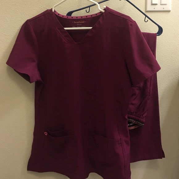 Heartsoul scrubs set GUC!