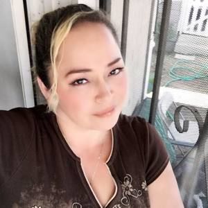 Meet your Posher, Tina