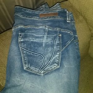 "Sale" Aryia Jeans Junior Plus 16