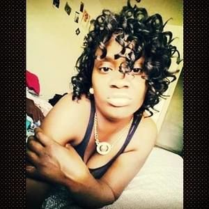 Meet your Posher, Alicia