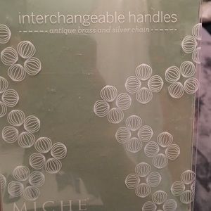 Interchangeable handles for Miche bags