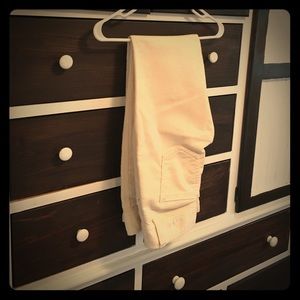 Abercrombie and Fitch Cream Cords NWT size 8