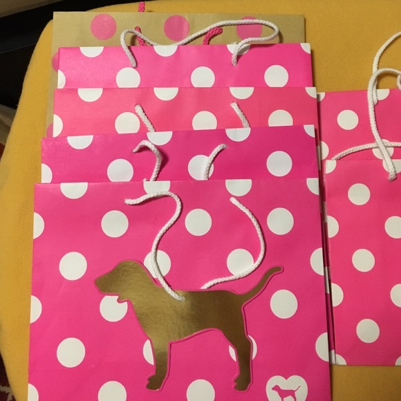 7 VS Pink medium and mini bags! - Picture 2 of 4