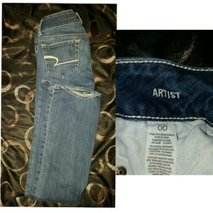 American Eagle Artist Jean's