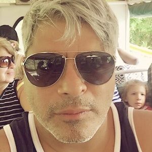 Meet your Posher, Robert