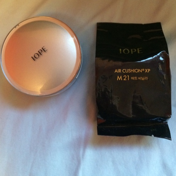 IOPE Matte XP cushion no. 21