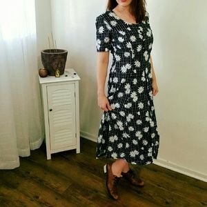 90's Daisy Dress