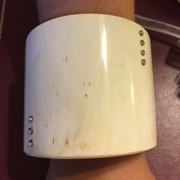 Lucky Brand Cuff Bracelet - Picture 2 of 3