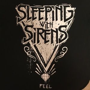 Sleeping with sirens band t-shirt!
