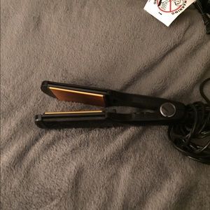 Ceramic flat iron