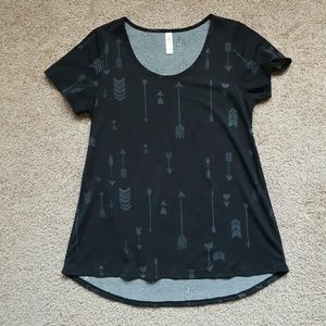 LuLaRoe Classic T ARROWS - Small