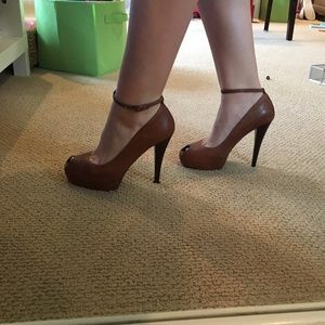 GUESS PLATFORM HELLS