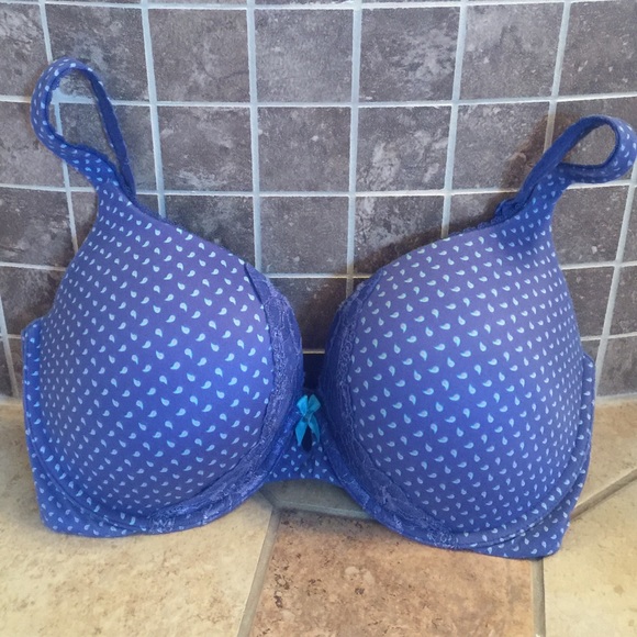 Victoria's Secret - Body by Victoria - 34 DDD