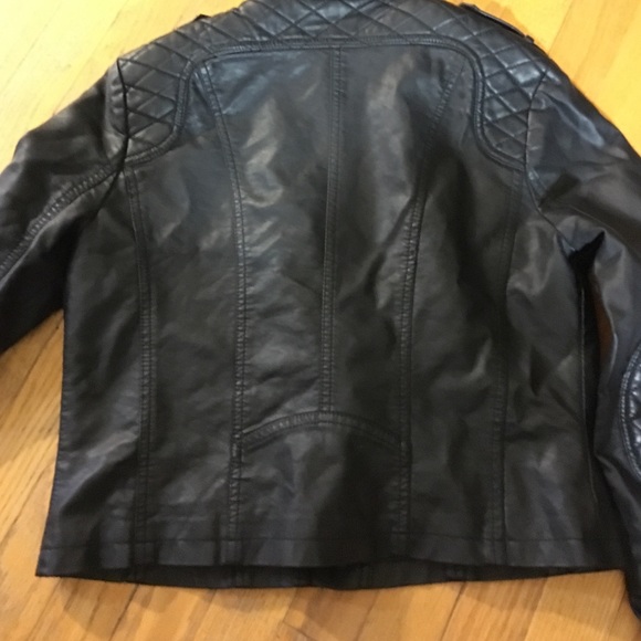 Faux leather jacket - Picture 4 of 4