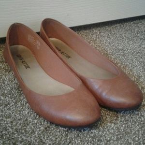 Brown flats