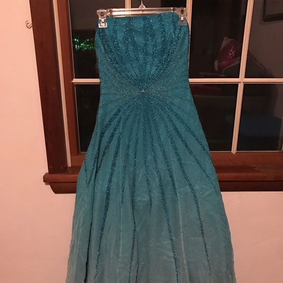 Prom dress