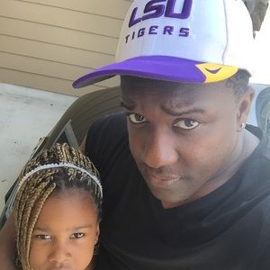 Meet your Posher, Thomas