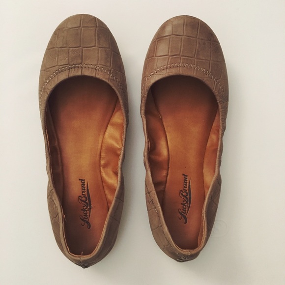 Lucky brand flats 💗
