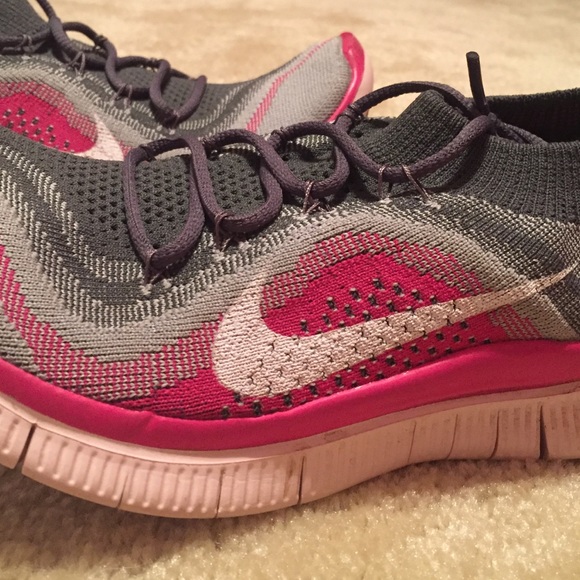 Nike Free Flyknit size 9