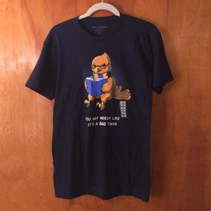 Geek shirt reading bird. Size: small RAVENCLAW