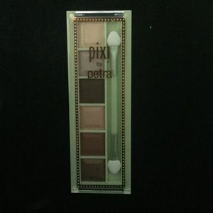 Pixi by Petra mesmerizing mineral palette