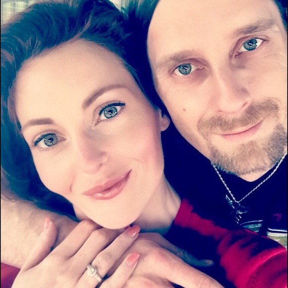 Meet your Posher, Amanda - Picture 2 of 7