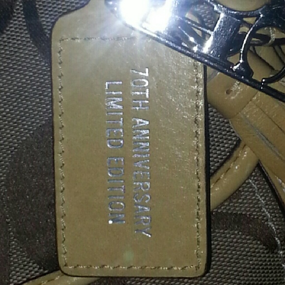 Limited Edition  Coach - Picture 3 of 4