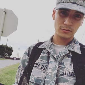 Meet your Posher, José