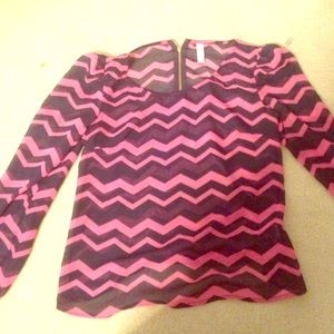 Chevron shirt for sale size xs super cute