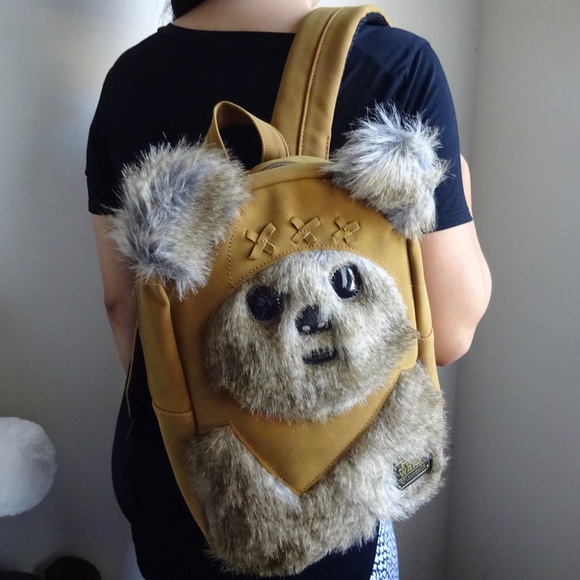 Ewok Mini Backpack - Star Wars - Picture 2 of 4