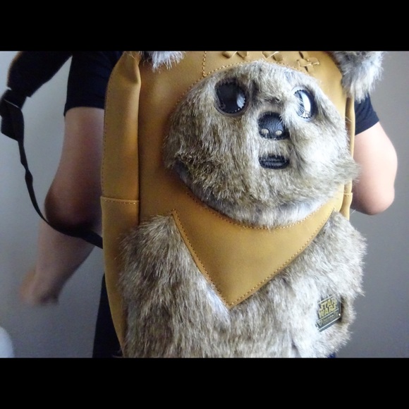 Ewok Mini Backpack - Star Wars - Picture 3 of 4