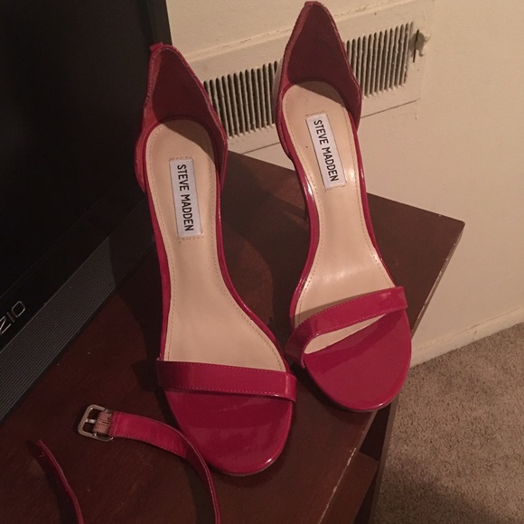 Steve Madden Shoes - Steve Madden- Realove heels