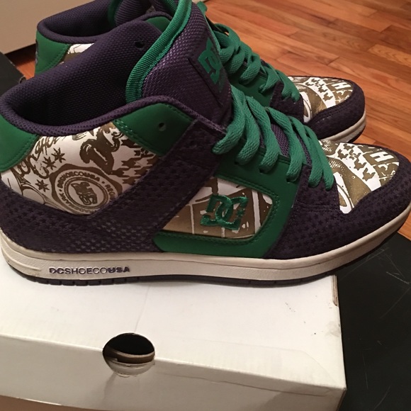 Sneaks