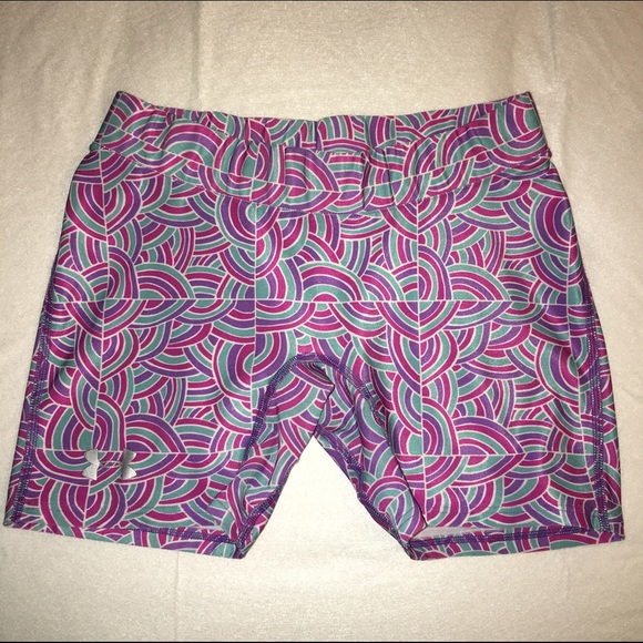 UNDER ARMOUR heat gear sliders