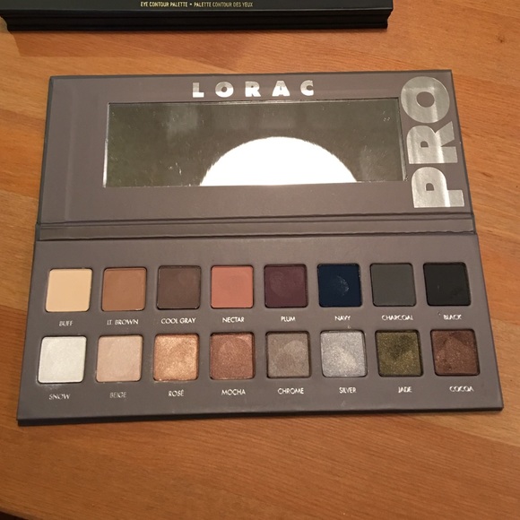 Lorac pro 2 eyeshadow palette