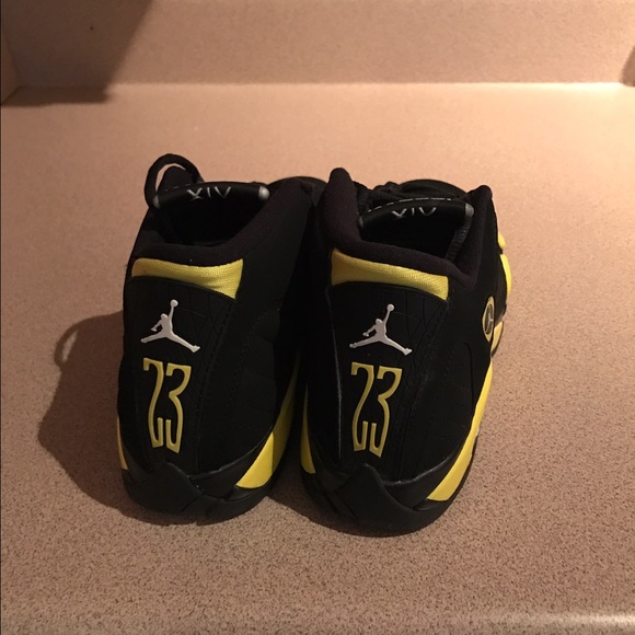 AIR JORDAN 14 RETRO "THUNDER" - Picture 3 of 4