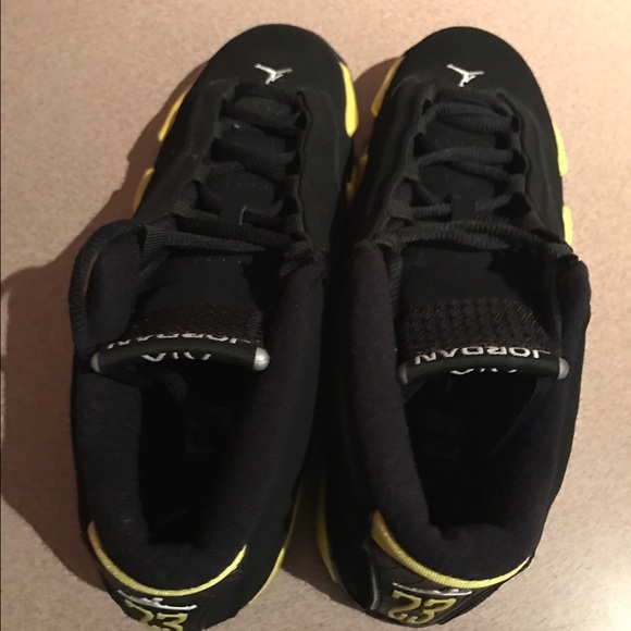 AIR JORDAN 14 RETRO "THUNDER" - Picture 4 of 4