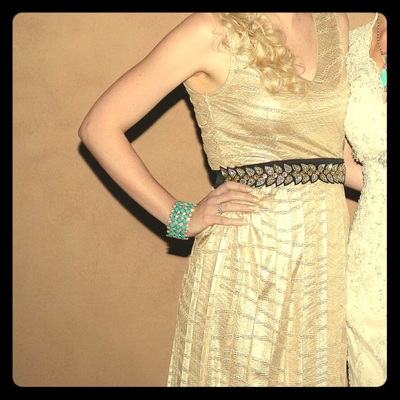 Gold pleated party dress - Picture 4 of 4