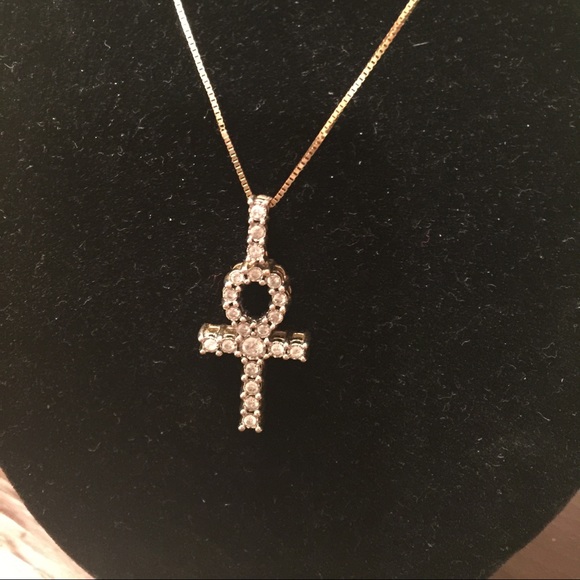 10k Uhnk .625 ct pendant 10k 22 inch Box Chain - Picture 1 of 3