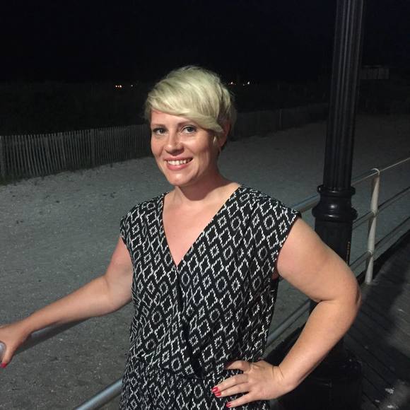 Meet your Posher, Leeann - Picture 1 of 1