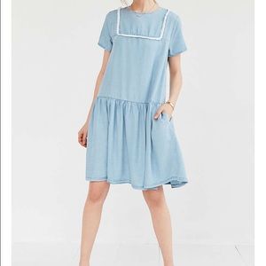 NWT Little White Lies Suki Chambray Shift Dress