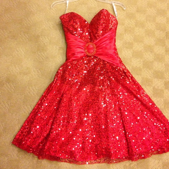 Red Beyond (by Jovani) Prom Dress - Picture 2 of 6