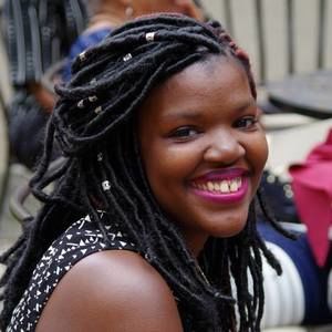 Meet your Posher, Alisha