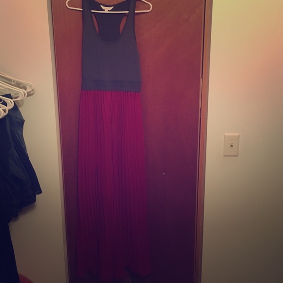 Gray & Maroon Maxi. Very flattering!