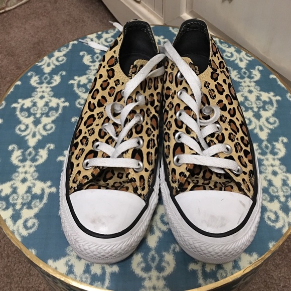 Converse Leopard chucks