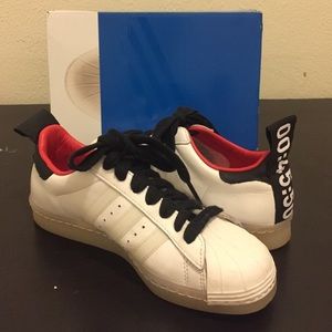 👑Adidas Superstar 80s W Size 7.5us/UK 6👑