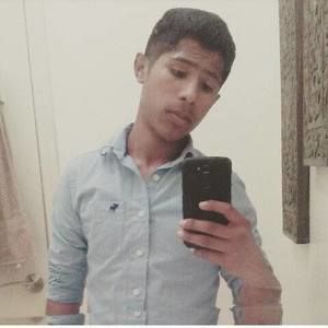 Meet your Posher, Elias