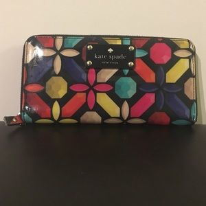 Authentic Kate Spade Zip-around Wallet